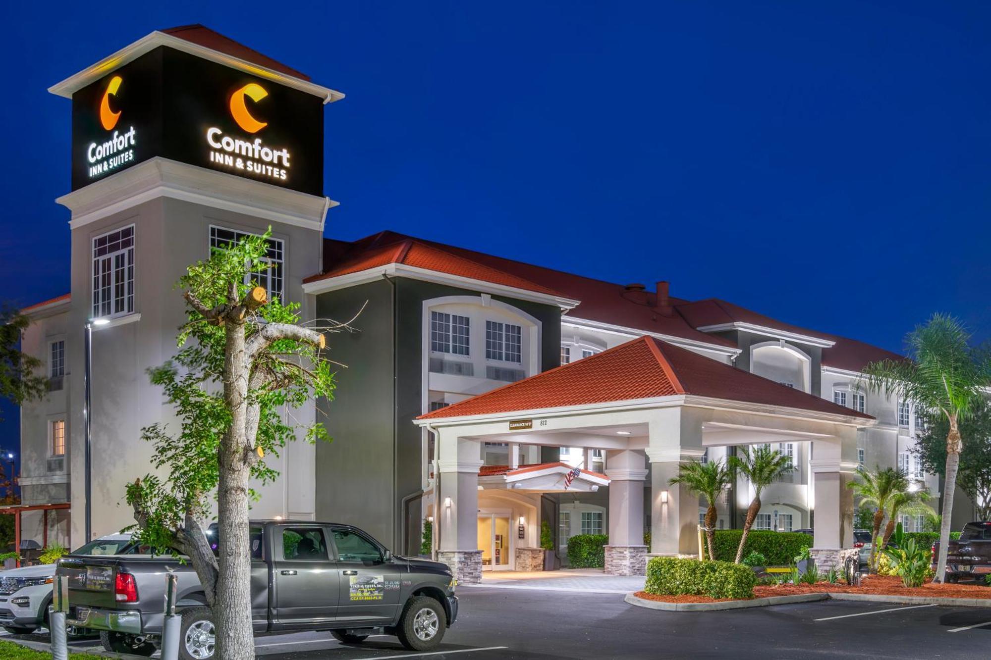 Comfort Inn & Suites Port Charlotte Exterior foto